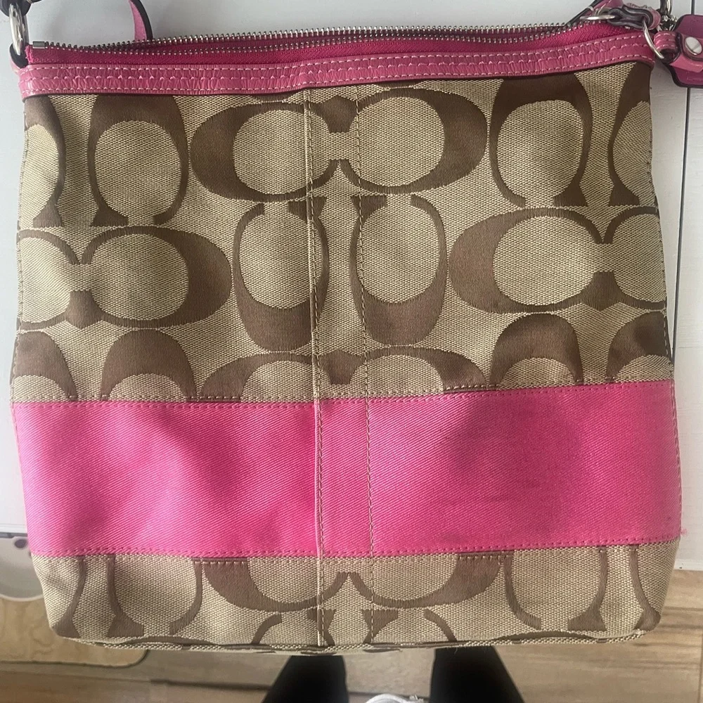 Coach bag. Authentic. - Picture 2 of 9